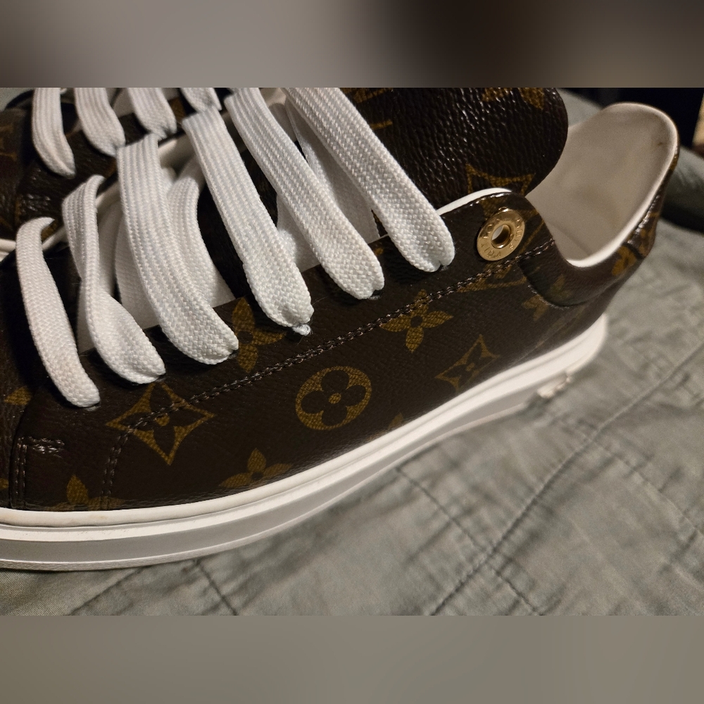 Louis Vuitton Monogram Time Out Sneakers - Picture 14 of 16